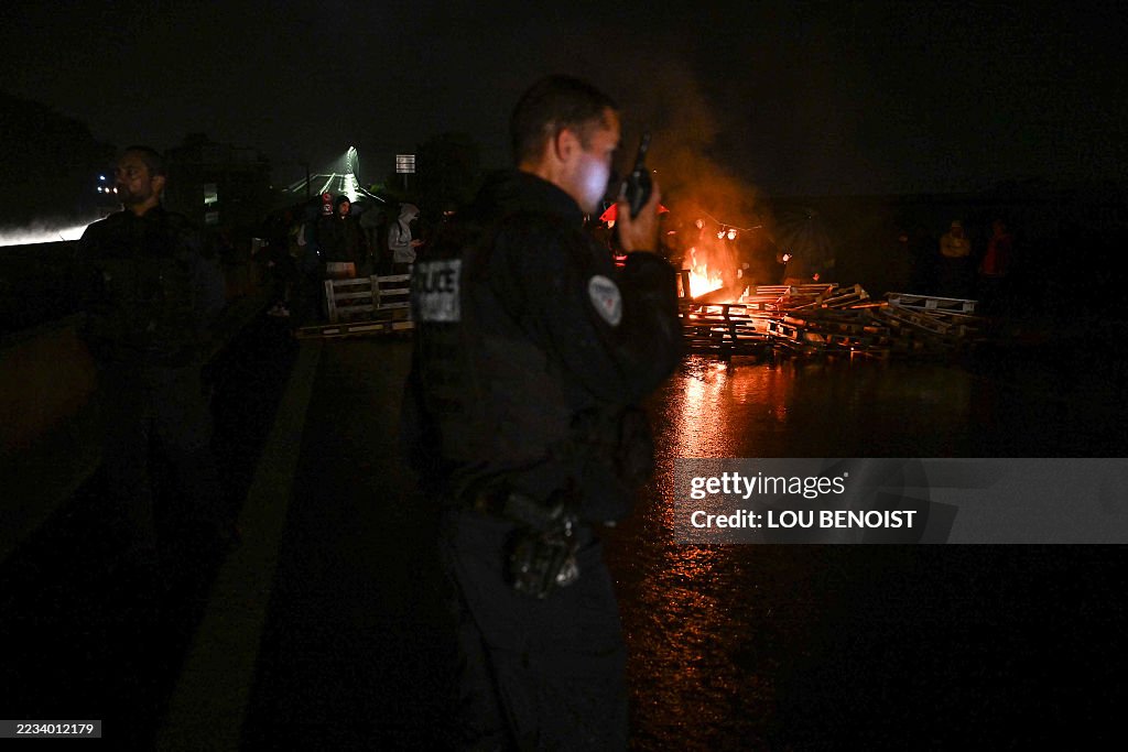 FRANCE-POLITICS-SOCIAL-PROTEST