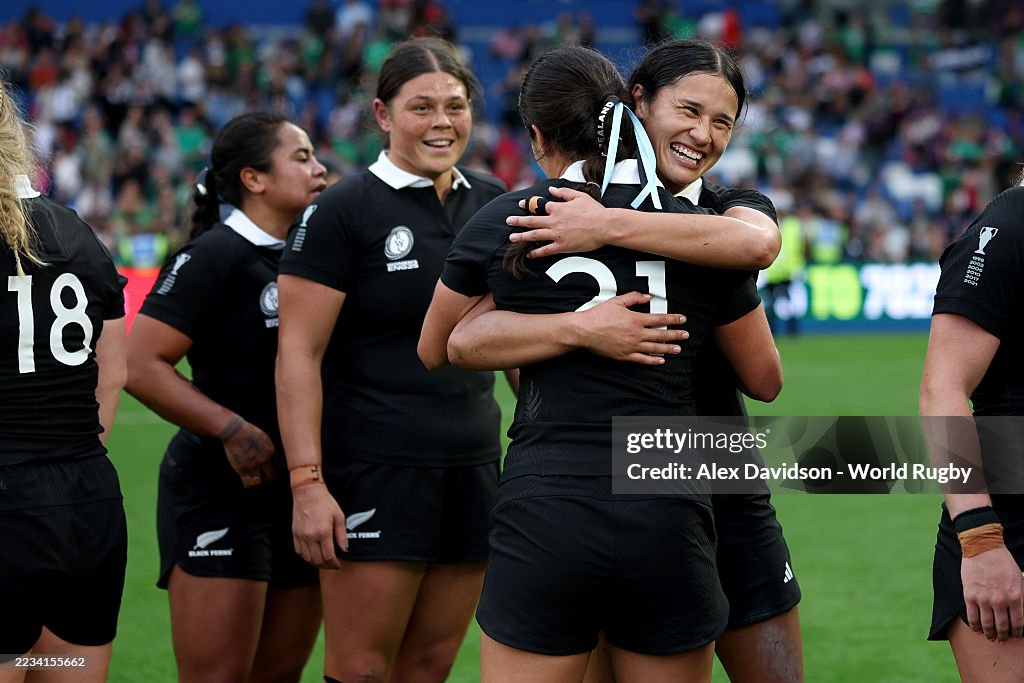 Braxton Rugby Braxton Sorensen-McGee of New Zealand celebrates victory with... News ...