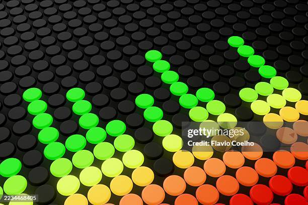 visualizing sound and data with a dynamic equalizer - gol de empate - fotografias e filmes do acervo