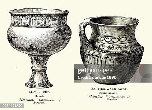 Artefacts vikings Coupe d’argent et aiguière en faïence, histoire nordique Artefacts vikings Coupe d’argent et aiguière en faïence, histoire nordique