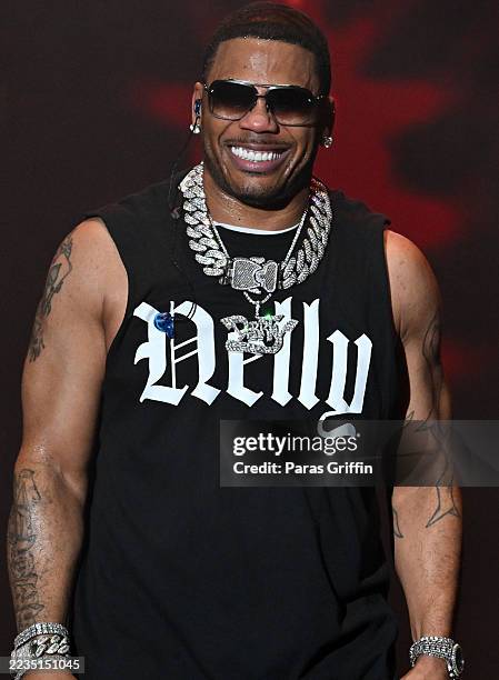 Nely Raper 4,698 Nelly The Rapper Stock Photos, High-Res Pictures, and Images ...