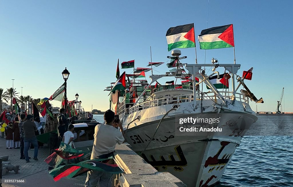 The 'Omar al-Mukhtar' ship departs from Libya to join the Global Sumud Flotilla