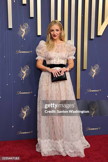 Abby Elliott attends the 77th Primetime Emmy Awards at Peacock Theater on September 14, 2025 in Los Angeles, California.