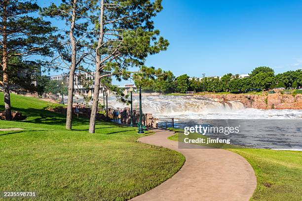 falls park in sioux falls city, south dakota, usa - sioux falls stock pictures, royalty-free photos & images