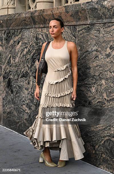 Street Style - September 2025 New York Fashion Week, Nachrichtenfoto