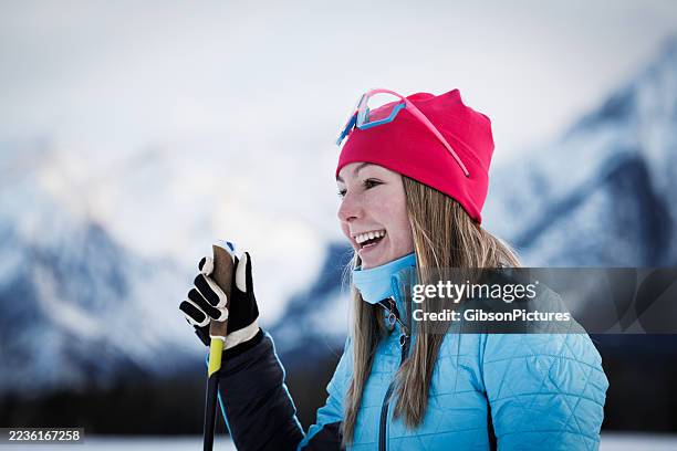 cross-country ski woman - nordic skiing event stock pictures, royalty-free photos & images