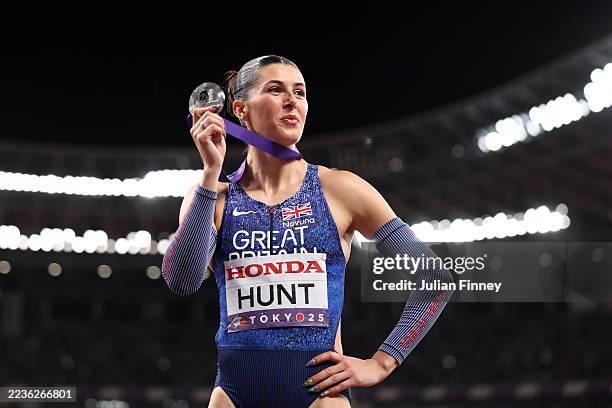 Hunt Spinter 555 Amy Hunt Sprinter Stock Photos, High-Res Pictures, and Images ...