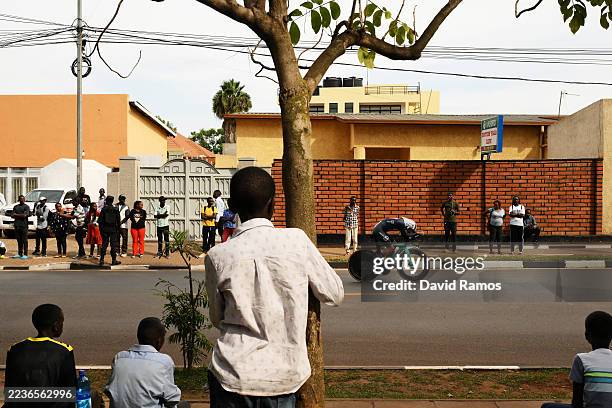 Raul Garcia Pierna of Team Spain competes during 98th UCI Cycling World Championships Kigali 2025 - Men Elite Individual Time Trial a 40.6km race...