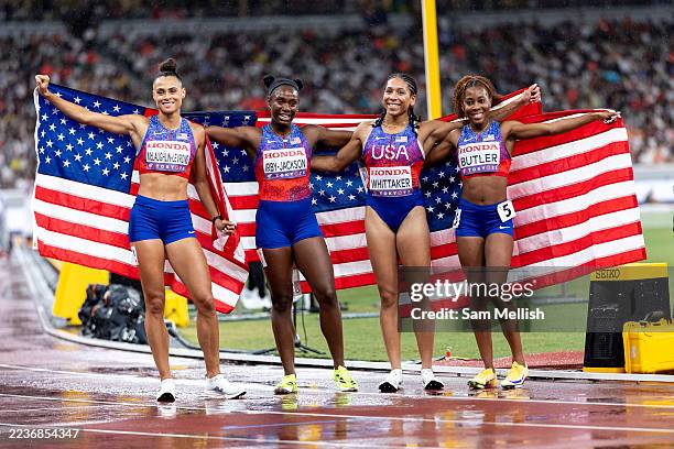 Sydney Mclaughlin-Levrone, Lynna Irby-Jackson, Sydney Mclaughlin-Levrone and Aaliyah Butler of Team United States pose for photos following the...