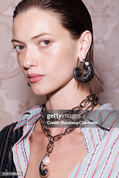 Etro - Backstage - Milan Fashion Week - Womenswear Spring/Summer 2026 Etro - Backstage - Milan Fashion Week - Womenswear Spring/Summer 2026