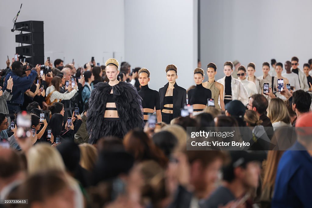 Max Mara - Runway - Milan Fashion Week - Womenswear Spring/Summer 2026