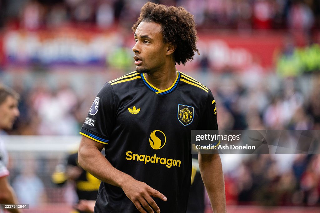 Brentford v Manchester United - Premier League