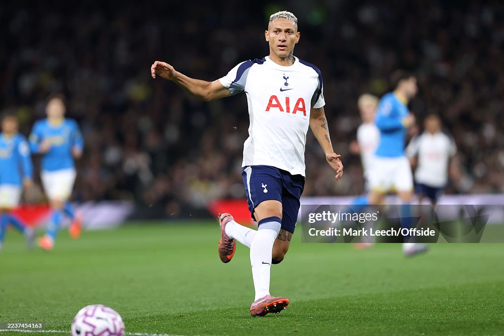 Tottenham Hotspur v Wolverhampton Wanderers - Premier League