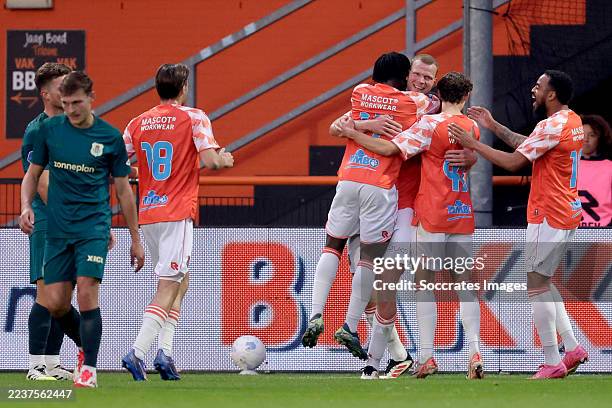 Henk Veerman of FC Volendam celebrates 1-0 with Nordin Bukala of FC Volendam, Joel Ideho of FC Volendam, Robin van Cruijsen of FC Volendam, Brandley...