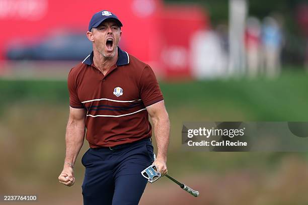 Rory McIlroy of Team Europe reacts on the 14th green during the Saturday afternoon four-balls matches of the 2025 Ryder Cup at Black Course at...