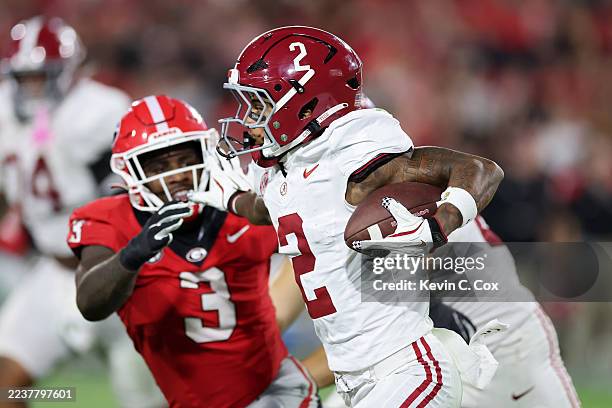 Ryan Williams of the Alabama Crimson Tide runs with the ball during the second quarter against the Georgia Bulldogs at Sanford Stadium on September...