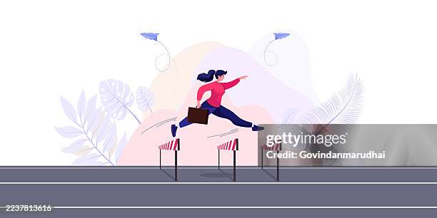 ilustraciones, imágenes clip art, dibujos animados e iconos de stock de empresaria que supera obstáculos: emprendedora que supera obstáculos que simbolizan desafío, determinación, progreso, confianza, viaje de éxito y esfuerzo para superar las dificultades - agilidad