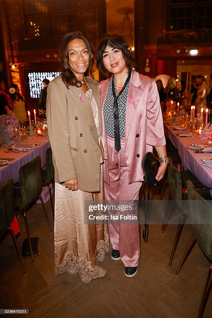 Frauen 100 X Health In Berlin