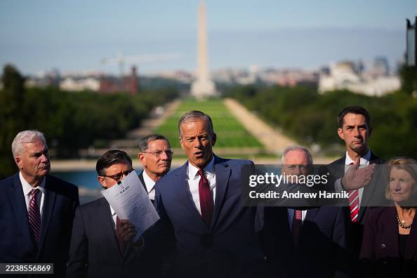 Federal Government Shuts Down After Congress Fails To Pass Funding Bill Federal Government Shuts Down After Congress Fails To Pass Funding Bill
