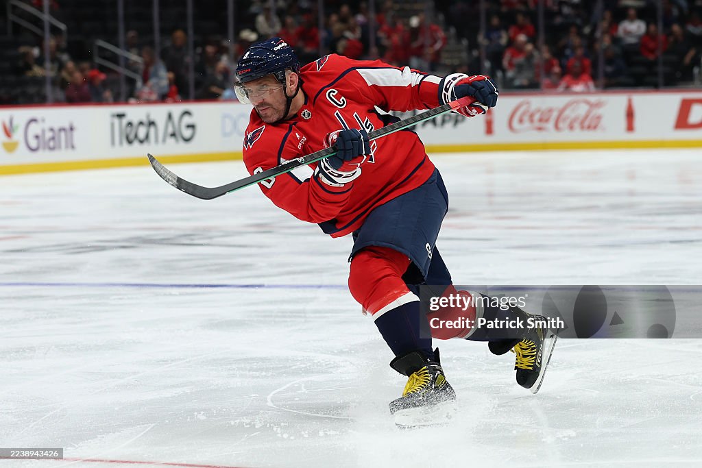 Boston Bruins v Washington Capitals