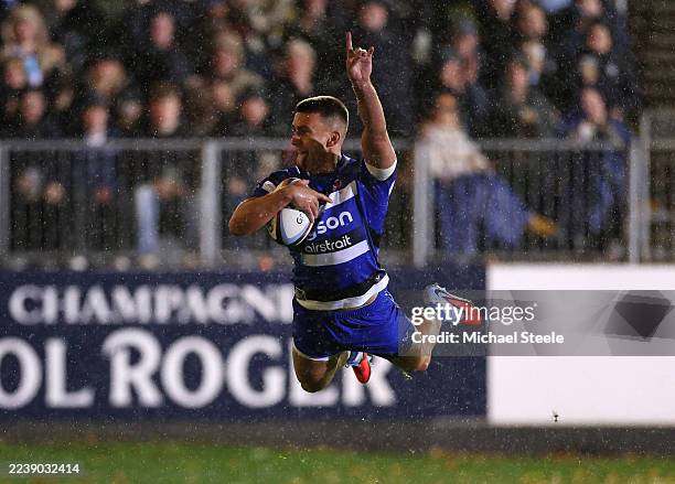 Cameron Redpath of Bath Rugby celebrates scoring his team's second try during the Gallagher PREM match between Bath Rugby and Sale Sharks at The...