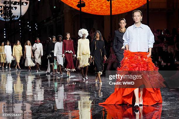 Model on the runway at the Chanel fashion show as part of Spring/Summer 2026 Paris Fashion Week held at Grand Palais on October 06, 2025 in Paris,...