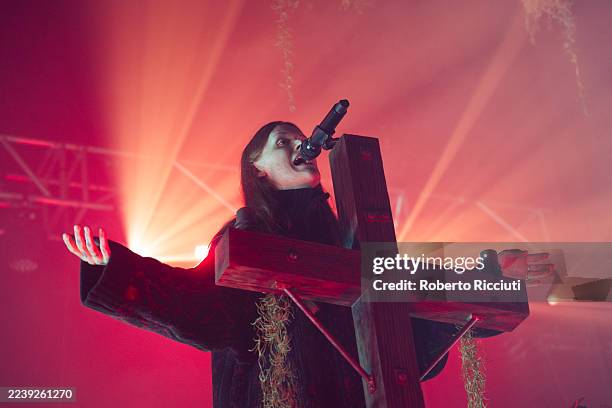 Ethel Cain performs onstage during a concert at O2 Academy Glasgow on October 04, 2025 in Glasgow, Scotland.