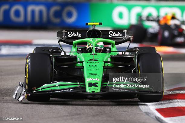 Gabriel Bortoleto of Brazil driving the Kick Sauber C45 Ferrari on track with front wing damage during to the F1 Grand Prix of Singapore at Marina...