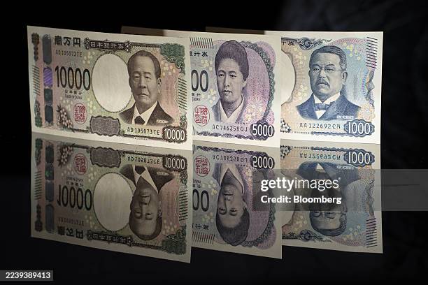 Japanese 10000 yen, 5000 yen and 1000yen banknotes arranged in Tokyo, Japan, on Wednesday, Oct. 8, 2025. The yen fell to its lowest level since...
