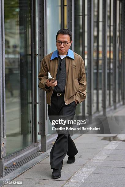 Street Style - Paris Fashion Week - Womenswear Spring Summer 2026 -..., News Photo