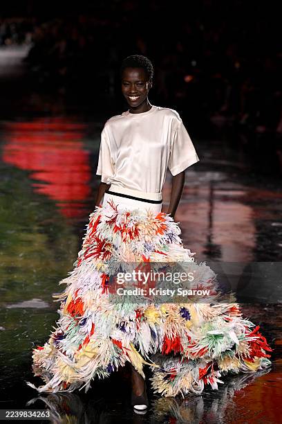 Model walks the runway during the Chanel Womenswear Spring/Summer 2026 show as part of Paris Fashion Week on October 06, 2025 in Paris, France.