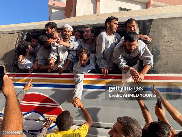 Palestinian-Prisoners-Released-in-Khan-Yunis Palestinian-Prisoners-Released-in-Khan-Yunis