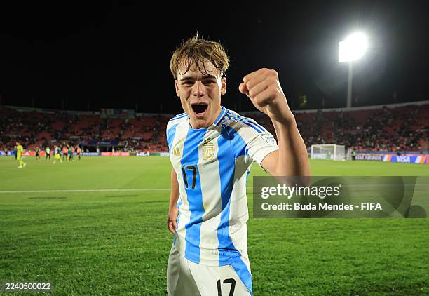 Mateo Silvetti of Argentina celebrates after winning the FIFA U-20 World Cup Chile 2025 quarter-final match between Mexico and Argentina at Estadio...