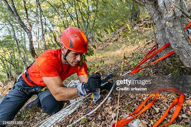 High Point Pully Rope Rescue 34,646 High Resolution Stock Photos, High-Res Pictures, and Images ...