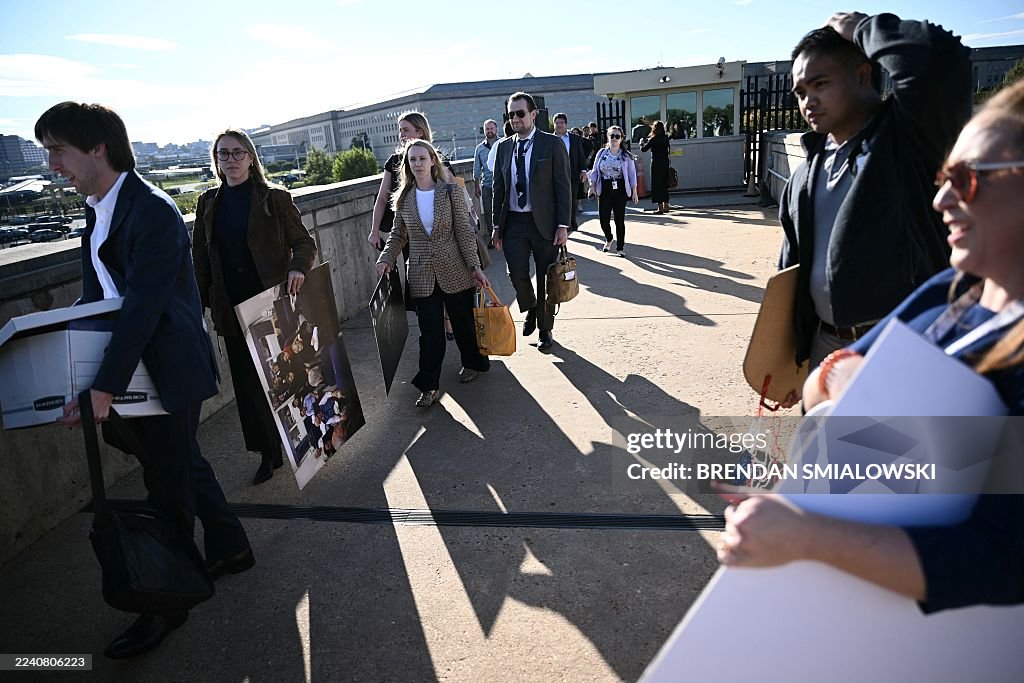 US-POLITICS-MEDIA-MILITARY