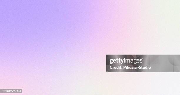 soft light purple gradient background with grain texture, spot lit grainy background - lilac stock illustrations