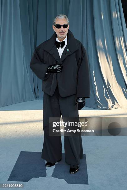 Jeff Goldblum attends the 5th Annual Academy Museum Gala at the Academy Museum of Motion Pictures on October 18, 2025 in Los Angeles, California.