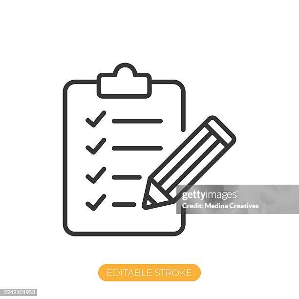ilustraciones, imágenes clip art, dibujos animados e iconos de stock de portapapeles con icono de lápiz. icono de línea fina de trazo editable - tablilla con sujetapapeles