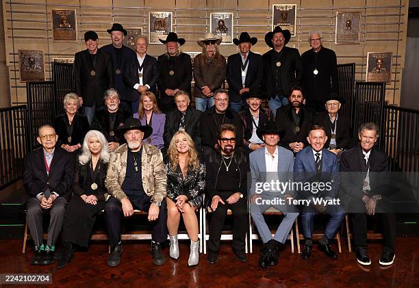 Eddie Bayers, Don Schlitz, Jimmy Fortune, John Anderson, Dean Dillon, George Strait, Garth Brooks, Ricky Skaggs Connie Smith, Randy Owen, Patty...