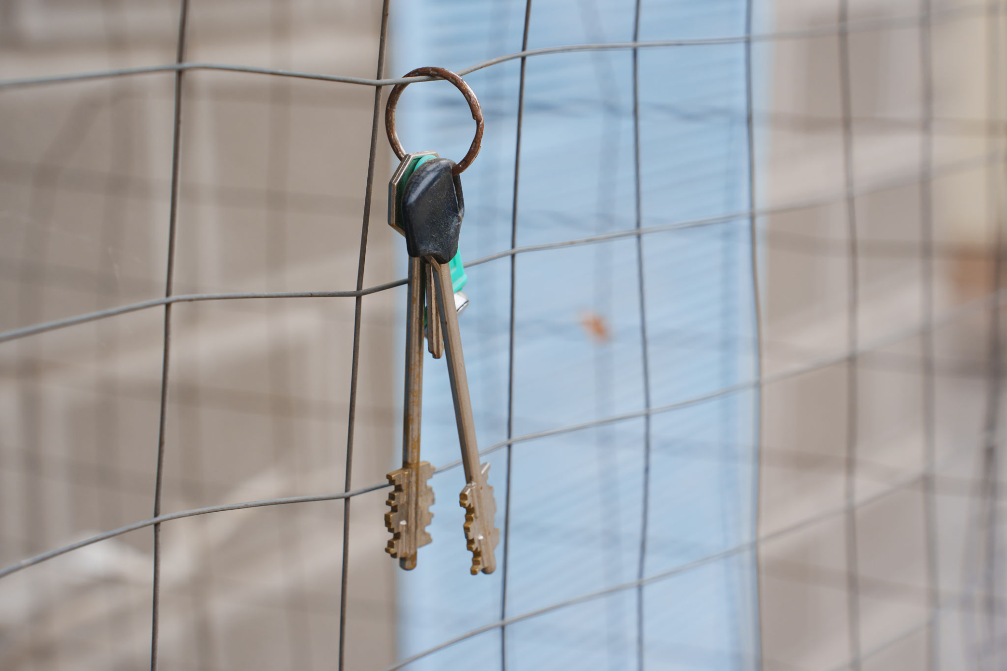 securing outdoor items