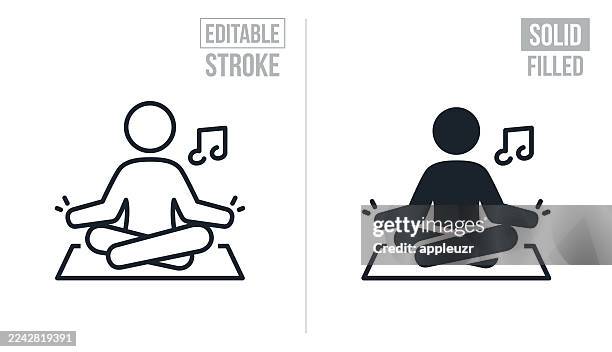 person, die zu musik meditiert - bearbeitbarer strich und feste symbole - meditieren stock-grafiken, -clipart, -cartoons und -symbole