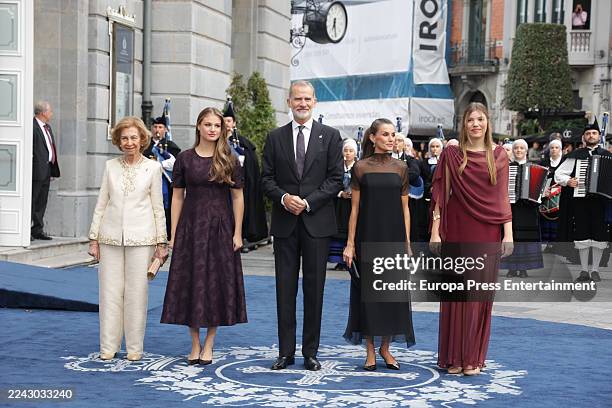 Queen Sofia, Princess Leonor, King Felipe VI, Queen Letizia and Infanta Sofia on their arrival at the Campoamor Theater to attend the 'Princess of...