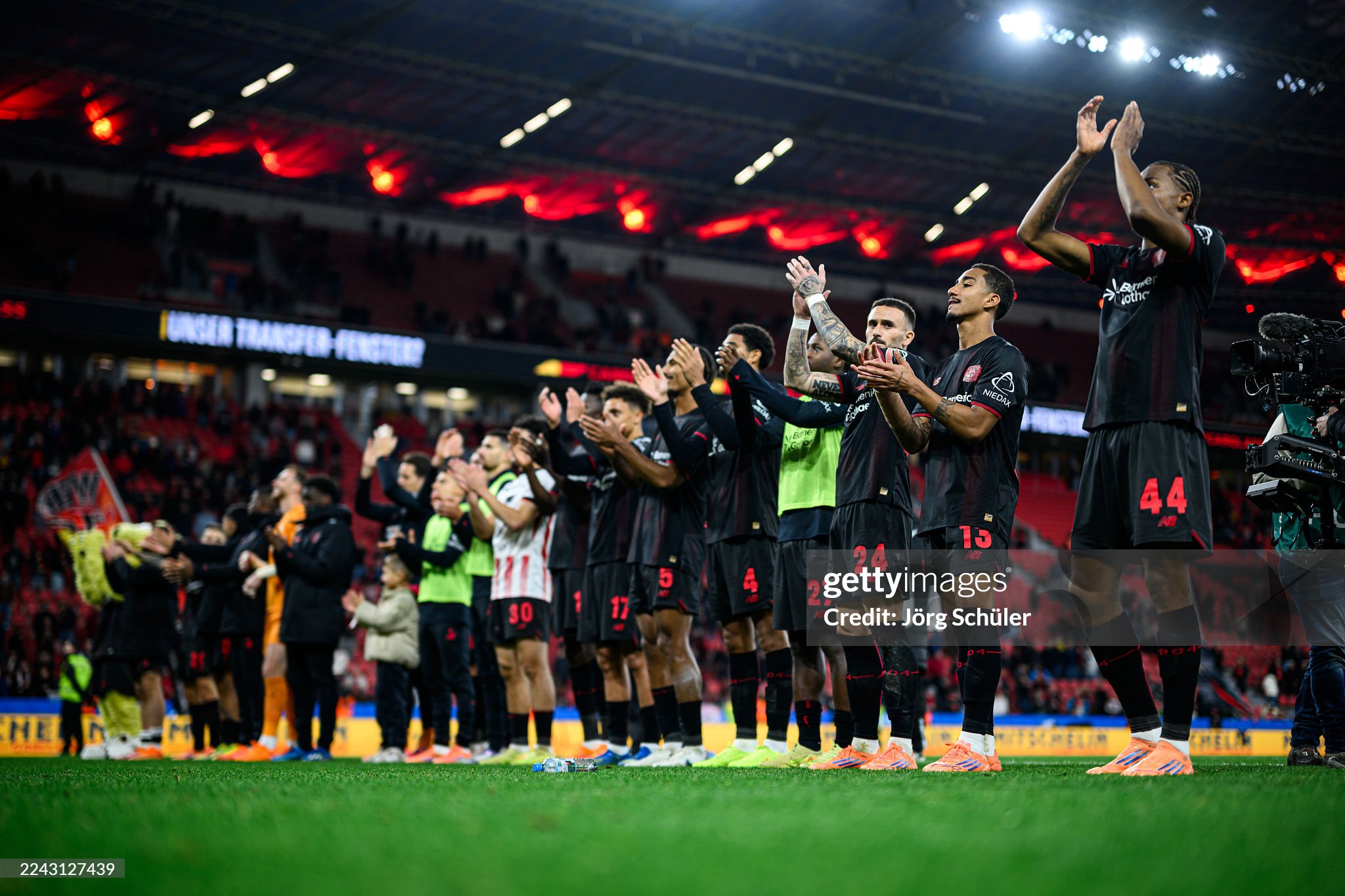 Bayer Leverkusen extend their good run in the Bundesliga