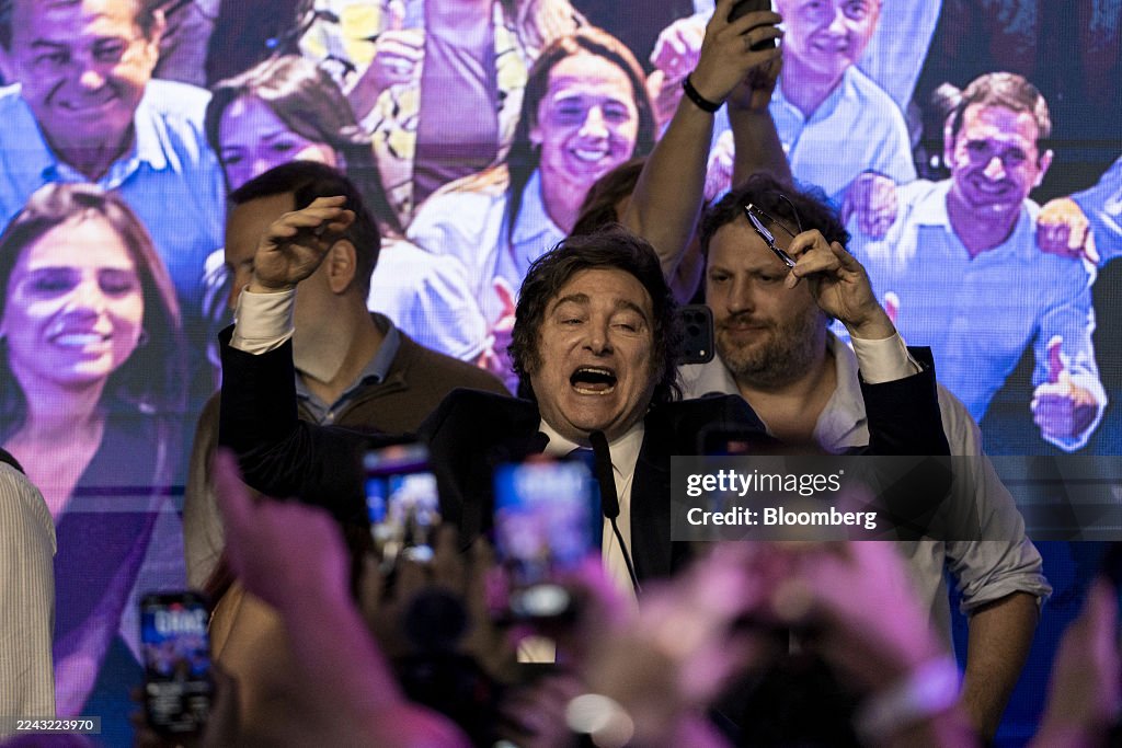 Argentines Vote In Midterm Elections