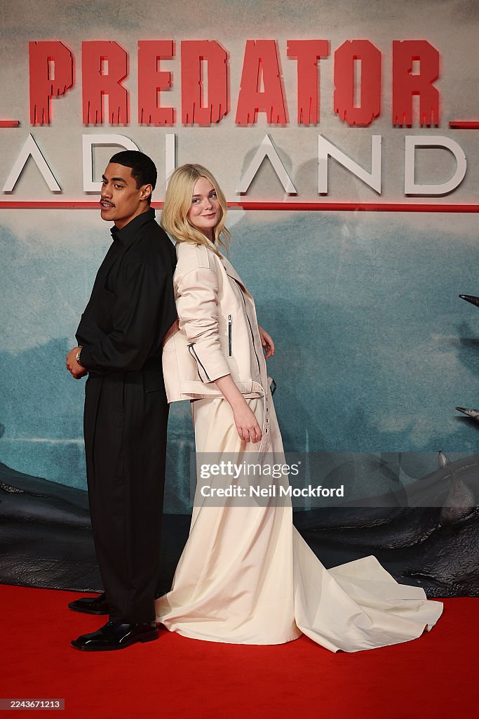 Dimitrius Acrey Dimitrius Schuster-Koloamatangi and Elle Fanning attend the... Foto di ...