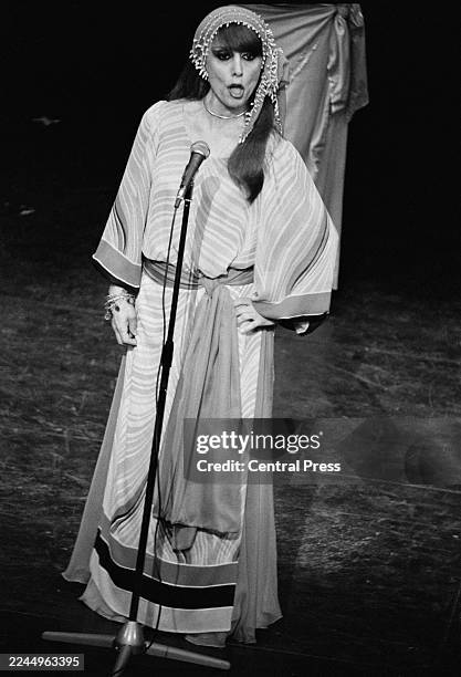 Fairuz Singer 2,195 Fairuz Photos & High Res Pictures - Getty Images