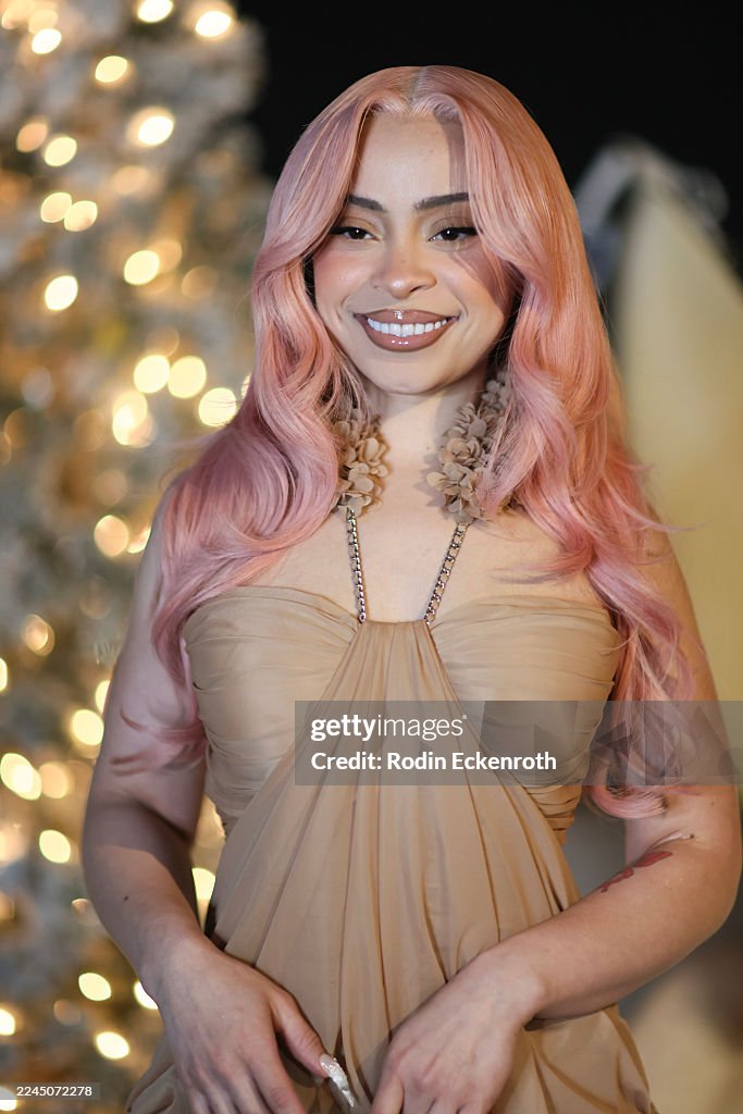 Kate Spade New York And NYLON Host "Holiday Duo-ets" Celebration