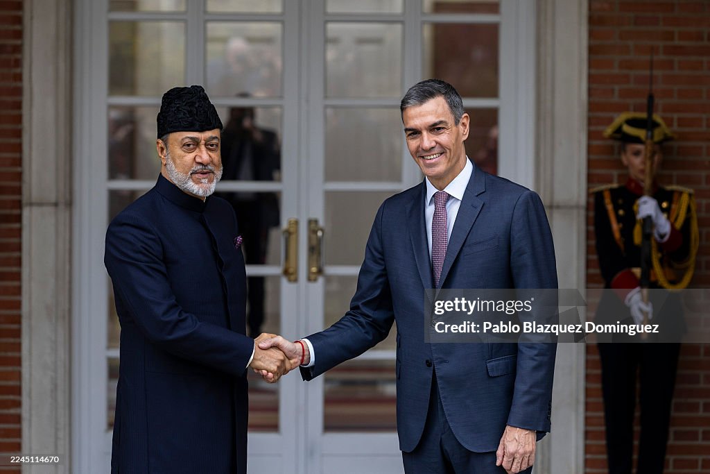 The Prime Minister Hosts The Sultan Of Oman During His State Visit To Spain