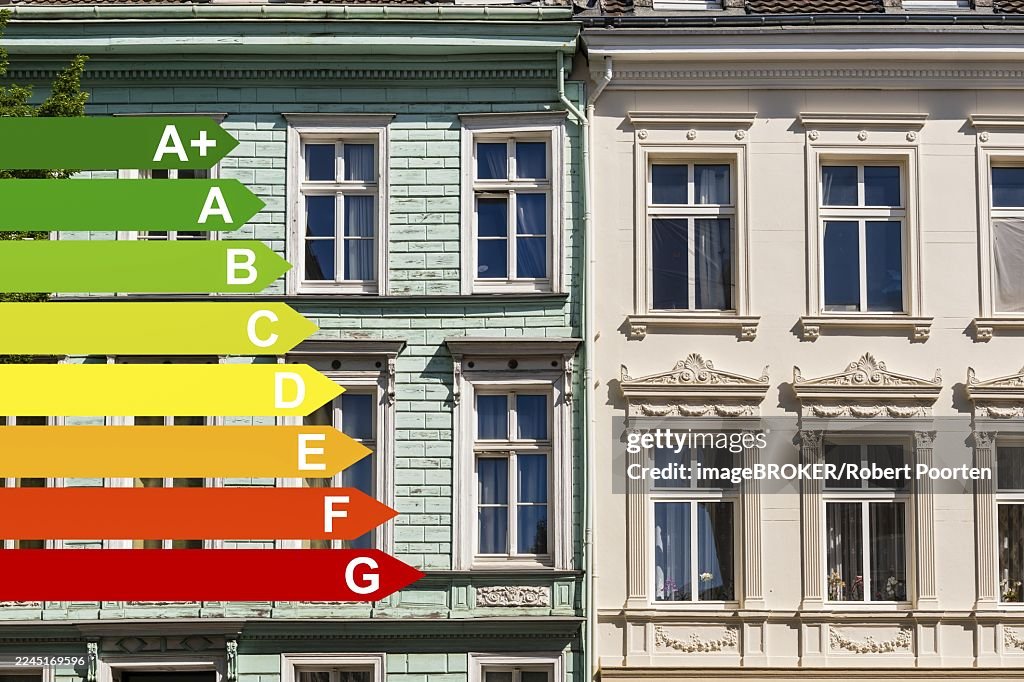 Street with old buildings from the Wilhelminian period, graphic with energy efficiency classes for buildings according to the GEG, Wuppertal, Germany