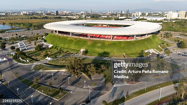 el estadio chivas, conocido como estadio akron, es uno de los recintos deportivos seleccionados para la copa del mundo 2026 entre méxico, estados unidos y canadá. se encuentra en el municipio de zapopan, al oeste de la zona metropolitana de guadalajara e - guadalajara fotografías e imágenes de stock